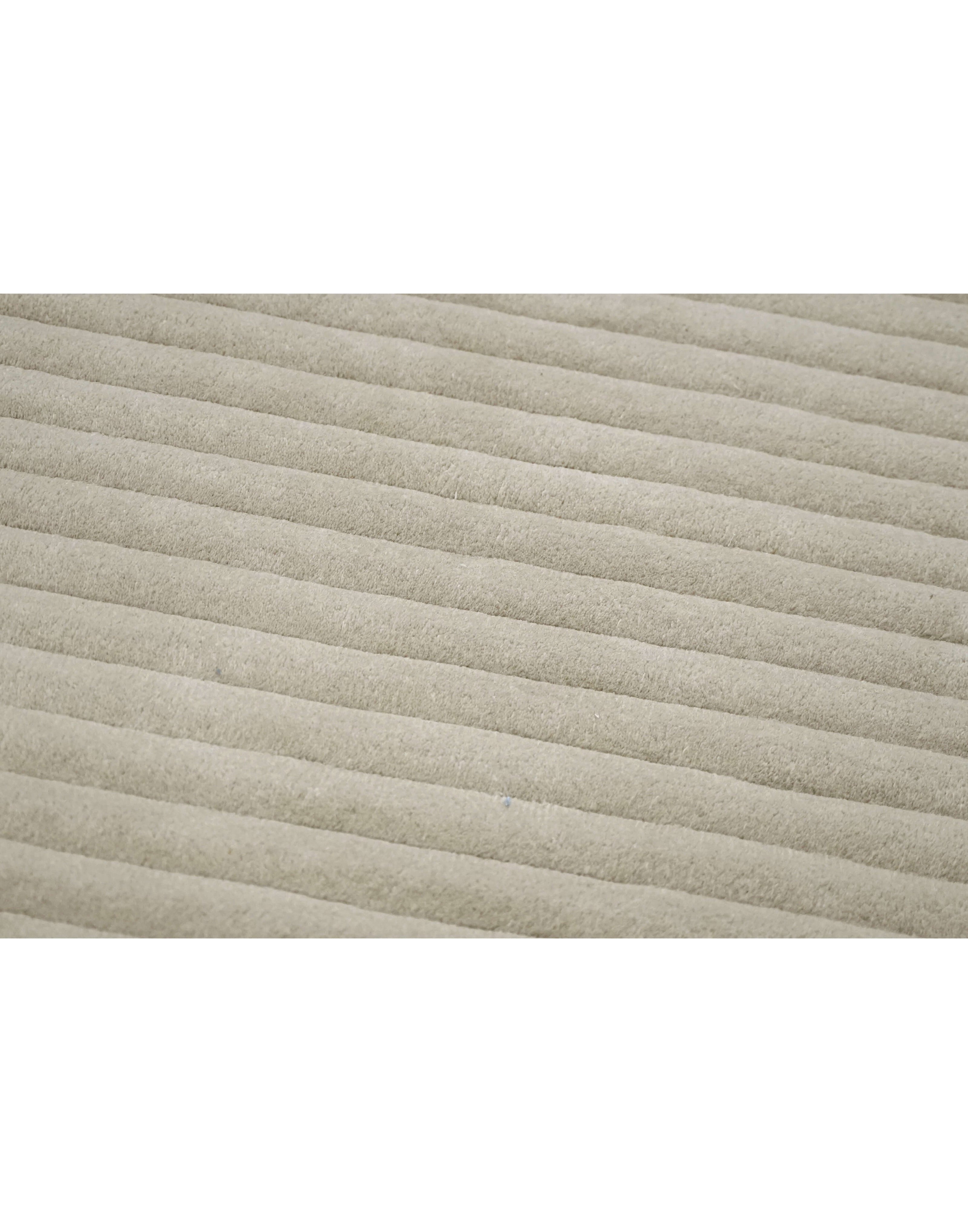 S C U L P T E D - C O R D U R O Y