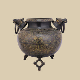 Gau-Mukh Vessel