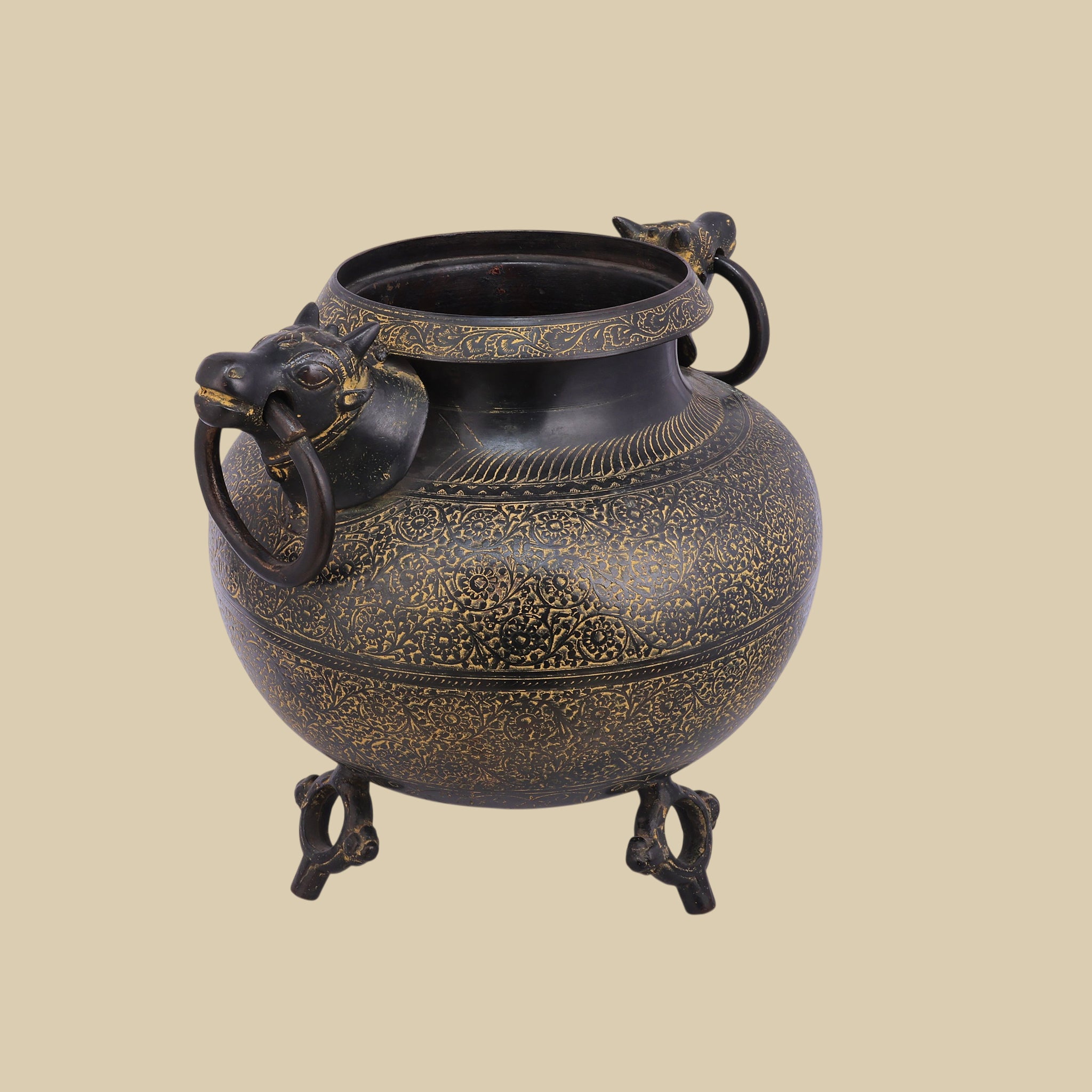 Gau-Mukh Vessel