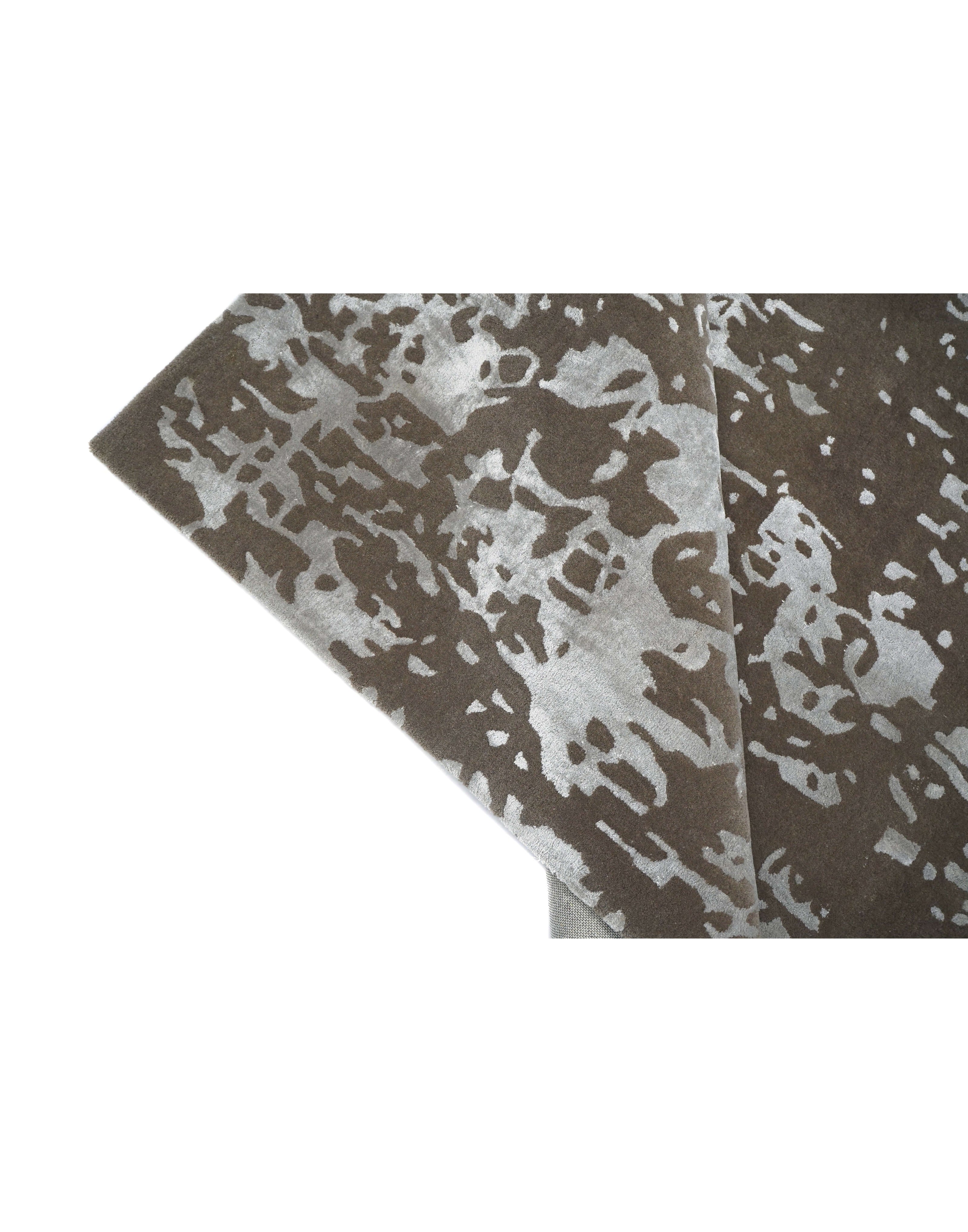 I R V I N G luxury handmade rug by Cherom in brown wool and viscose