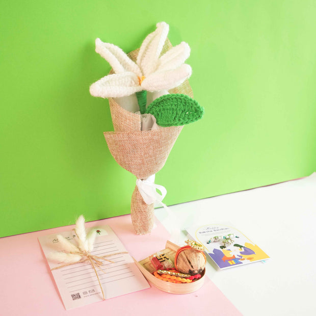 Handcrafted crochet lily Rakhi hamper (White)