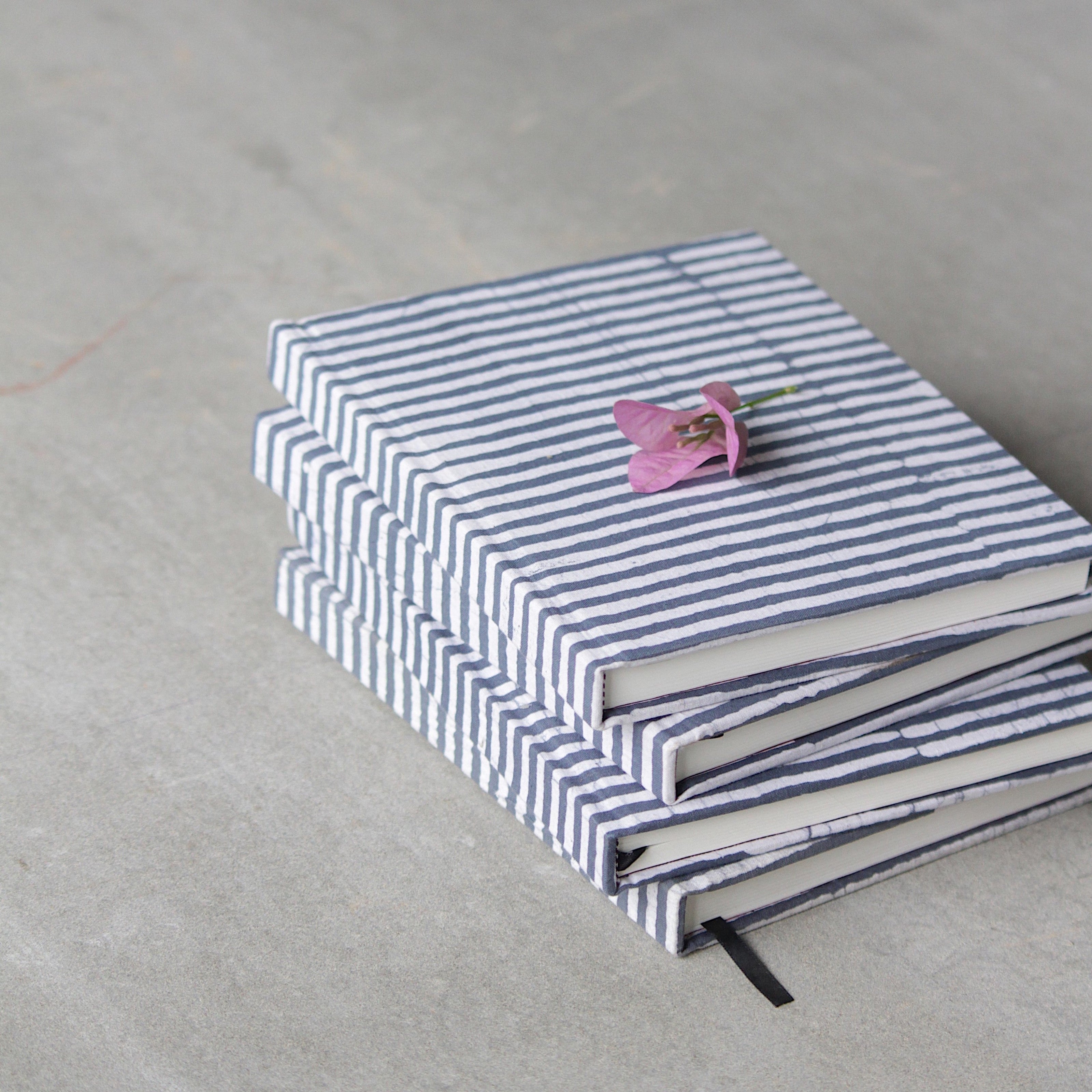 Keepr Book 200 Indigo