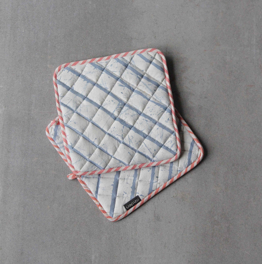 BASIK POP - POT HOLDER - BLUE [Set of 2]