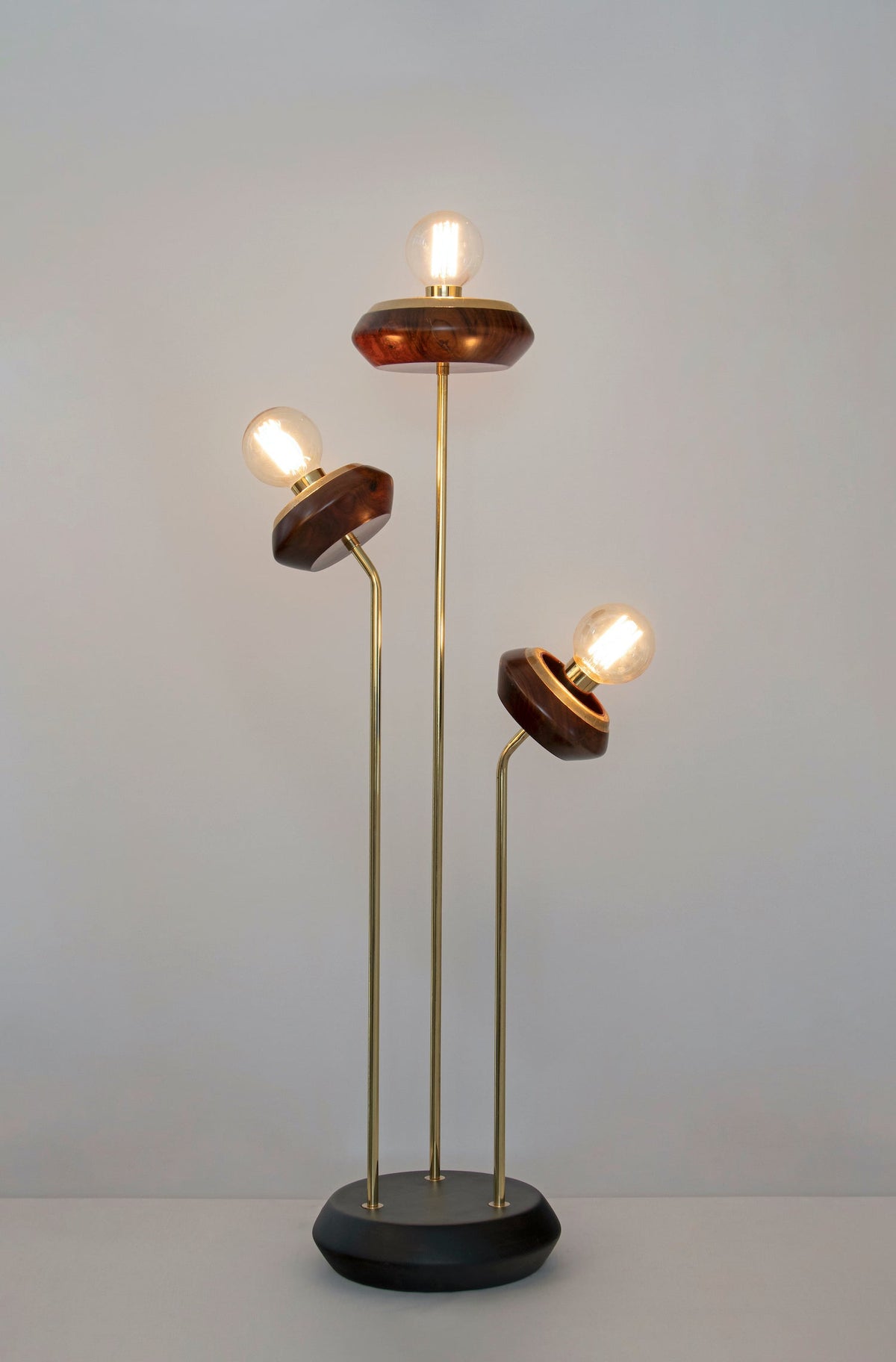 Trayah Floor Lamp - I MEAN DESIGN