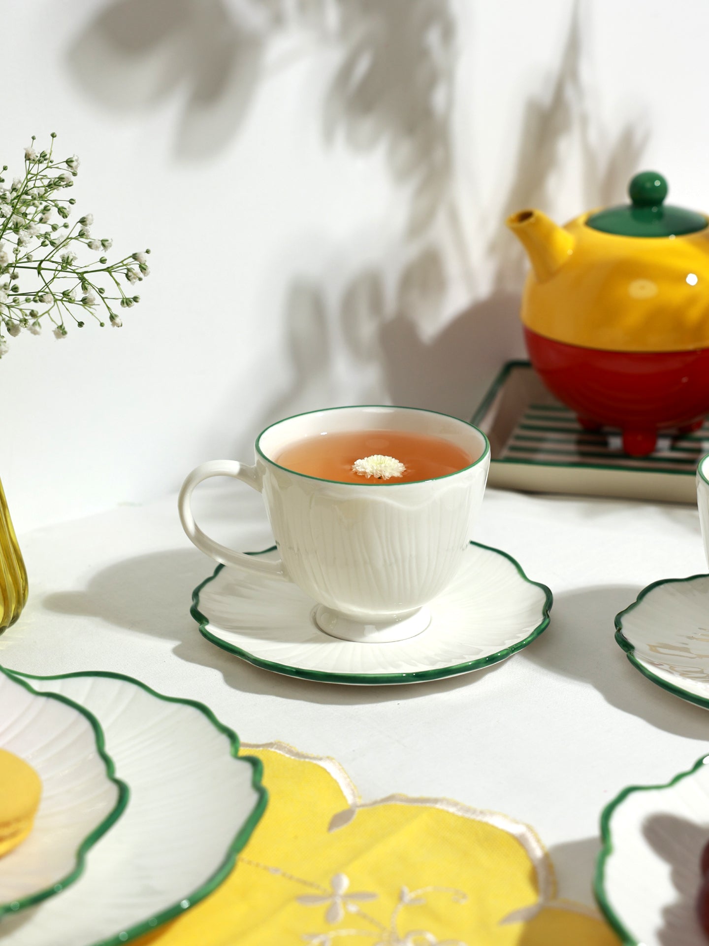 Edge of Evergreen Tea Set of 4