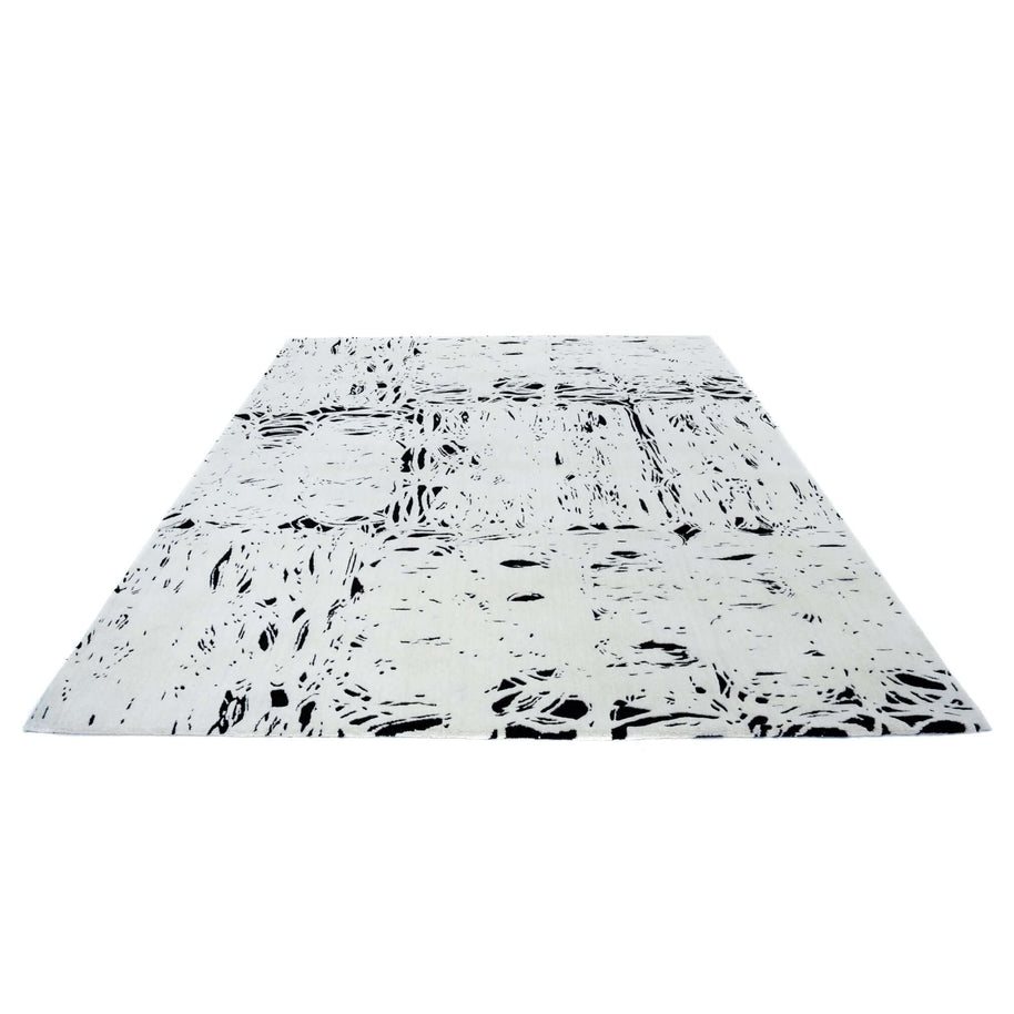 L E N O luxury handmade rug by Cherom in black and white New Zealand wool contemporary design.
