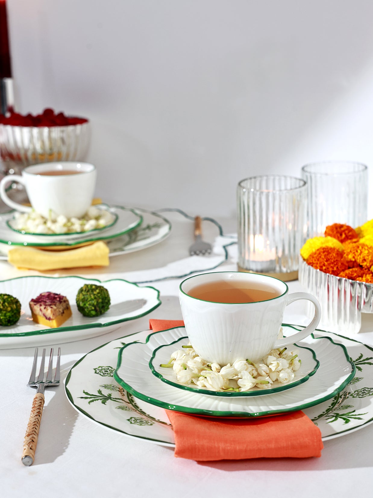 Edge of Evergreen Tea Set of 4