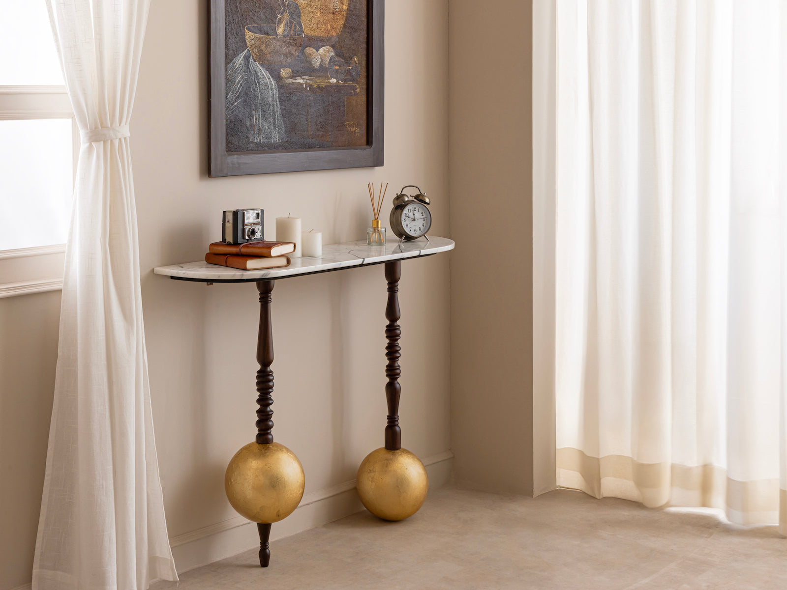 Globule Gold Leafing Console
