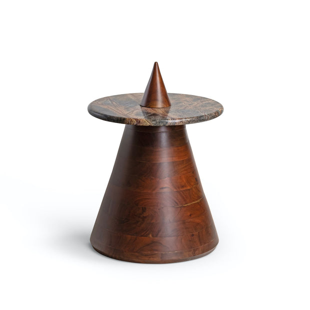 Pyramid table - Bidasar