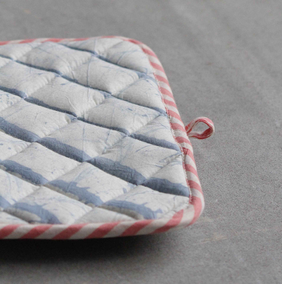 BASIK POP - POT HOLDER - BLUE [Set of 2]