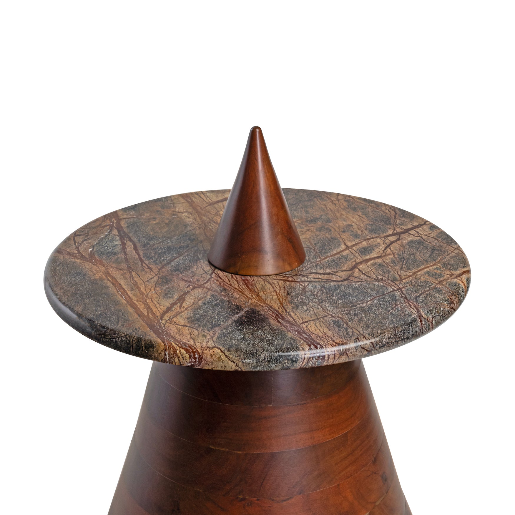 Pyramid table - Bidasar