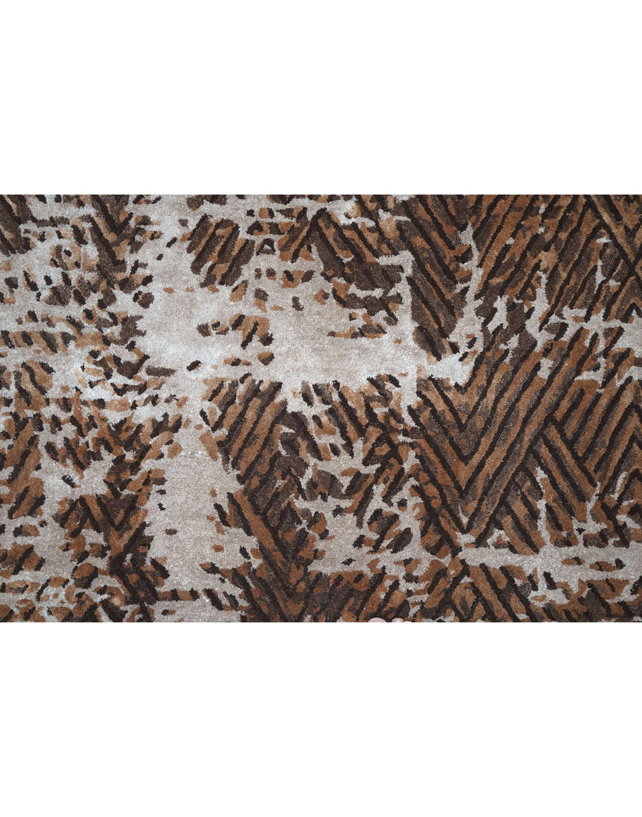 B E Z I E R luxury handmade rug by Cherom, brown and beige, New Zealand wool, contemporary design.