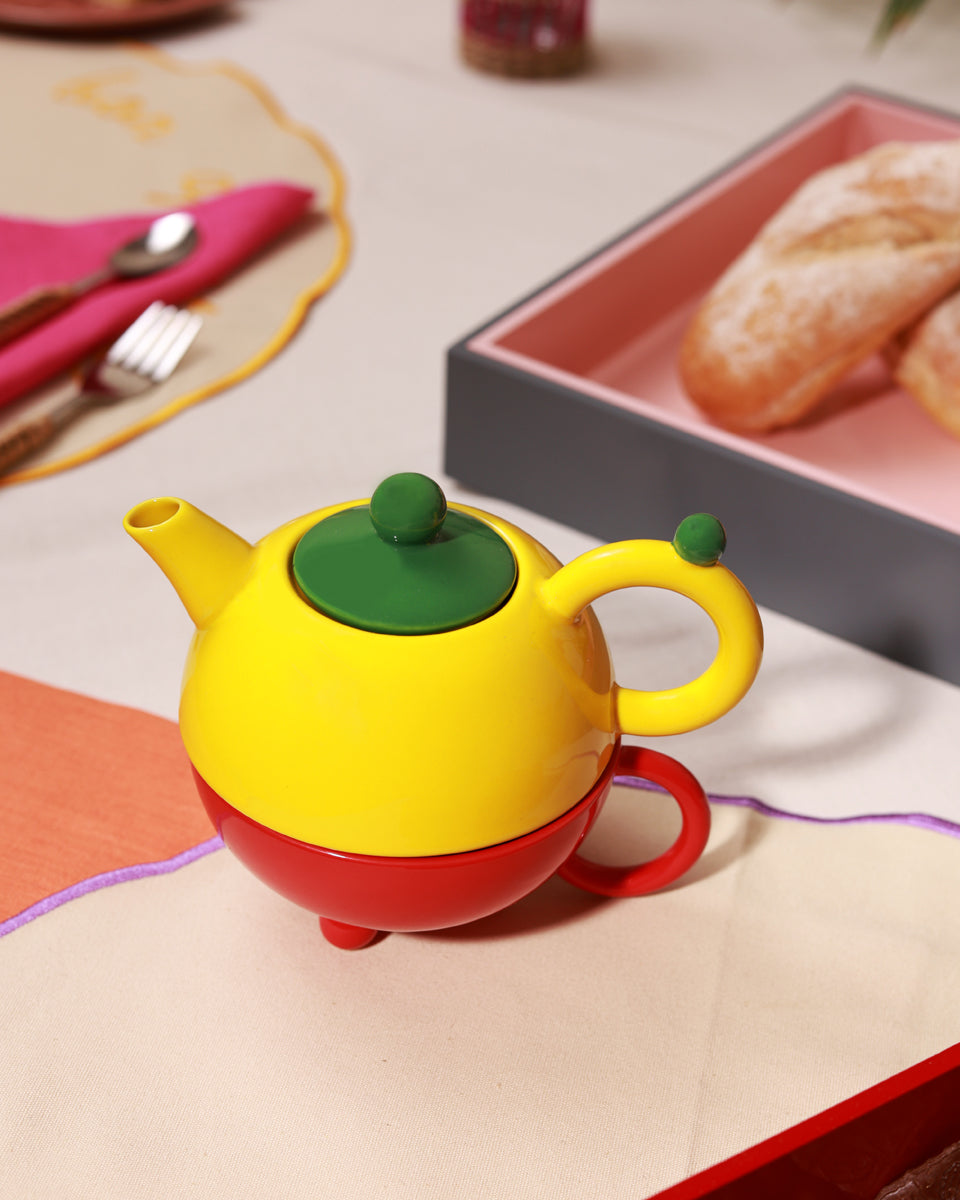 Bold & Brewtiful Tea Set