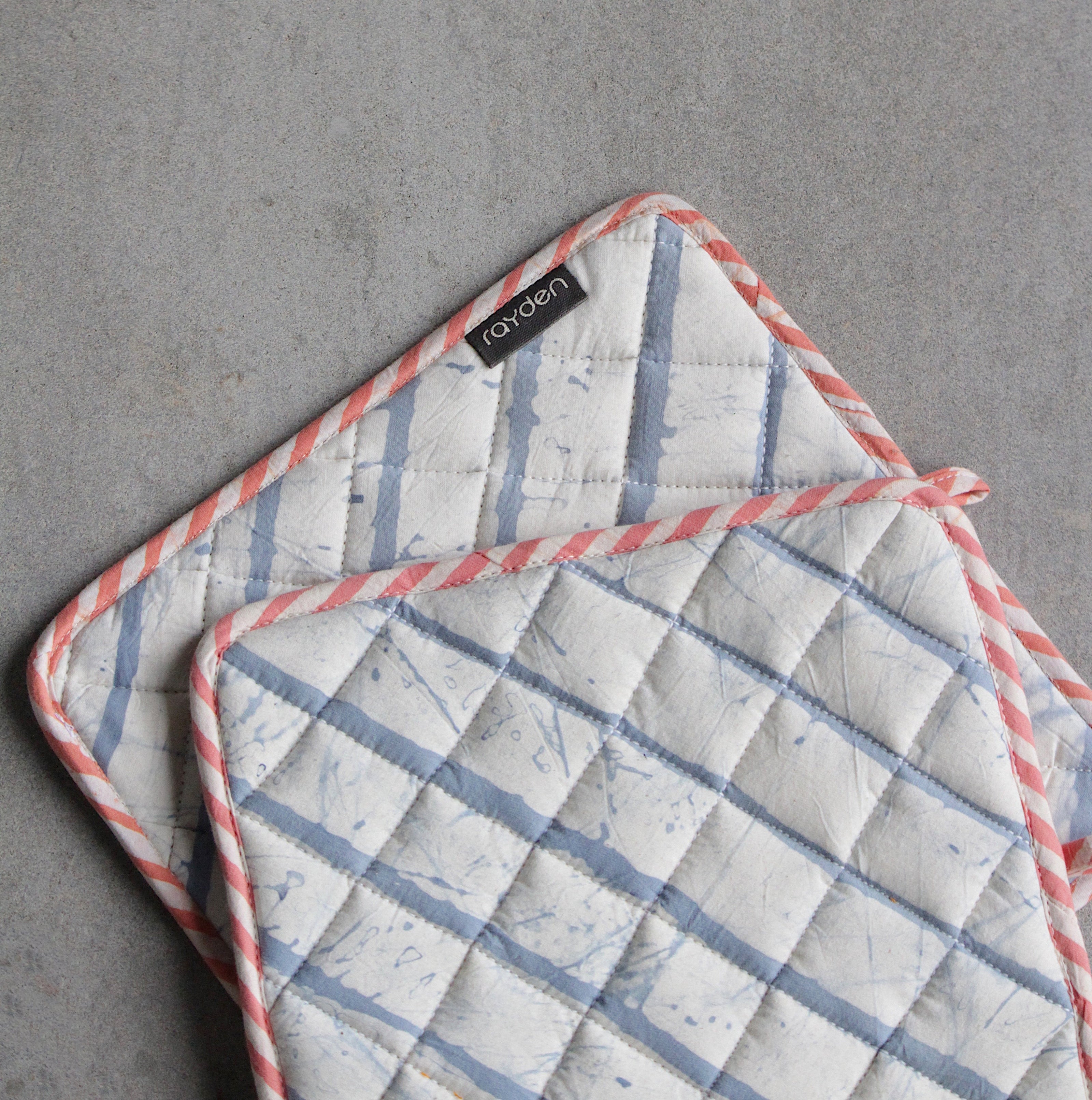 BASIK POP - POT HOLDER - BLUE [Set of 2]