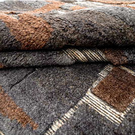Stratum Knotted Rug / Cinder