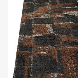 Stratum Knotted Rug / Cinder