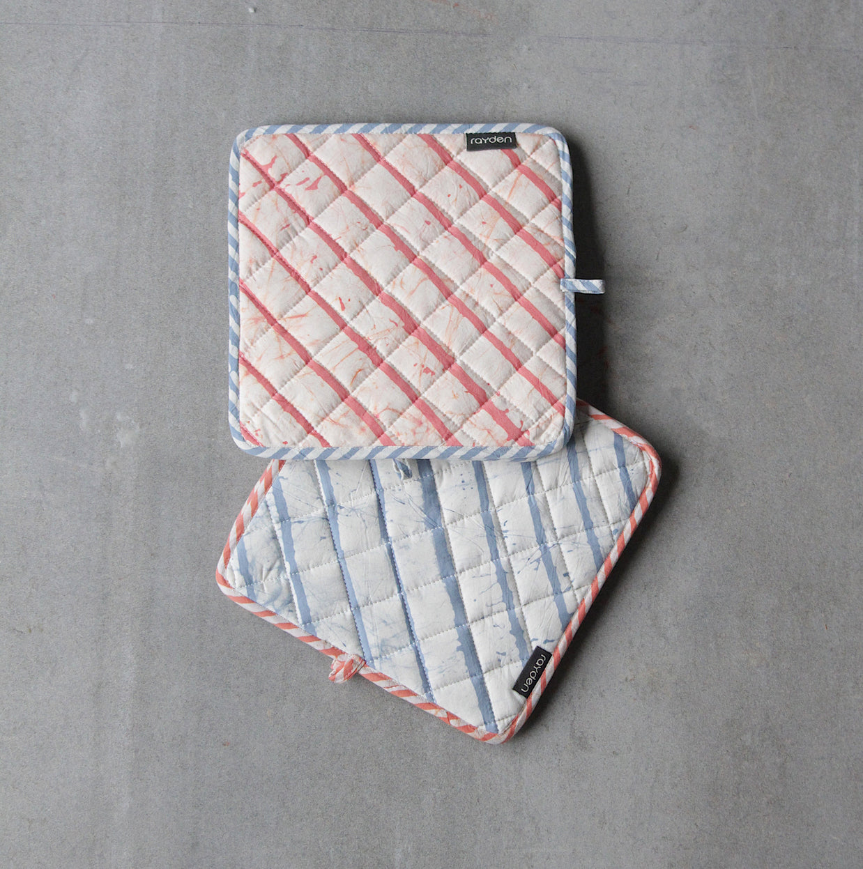 BASIK POP - POT HOLDER - BLUE [Set of 2]