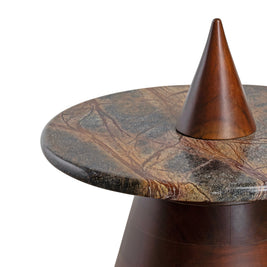 Pyramid table - Bidasar