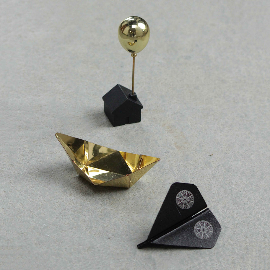 playBOAT [With set of 20 Fish Paperclip]