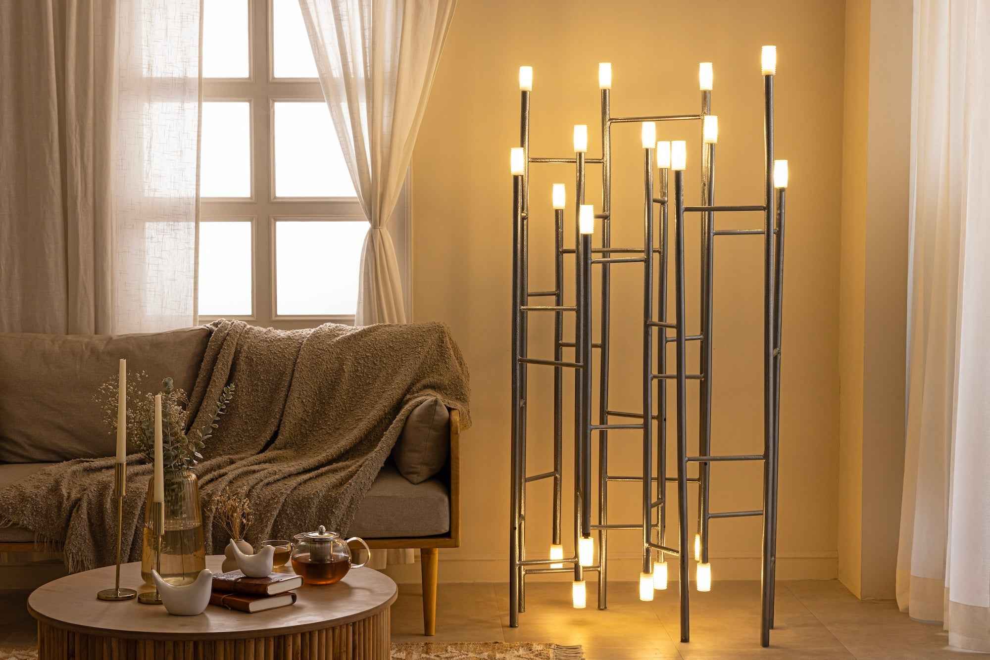 Siri Lux floating floor lamp
