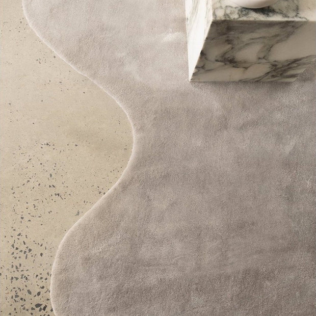 rugberry-abstract-silk-rug-cloud-gray-2