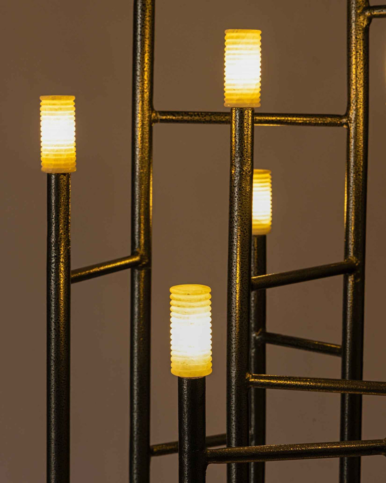 Siri Lux floating floor lamp