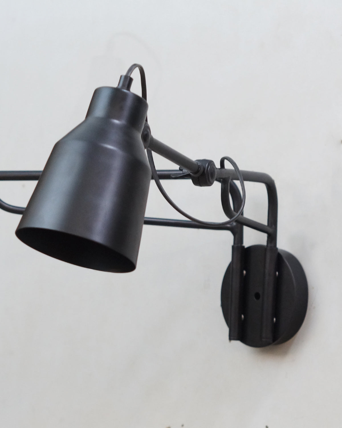 From intricate designs to flawless execution, our bespoke lighting solutions redefine elegance. Let our lights guide you to a brighter, more beautiful world.