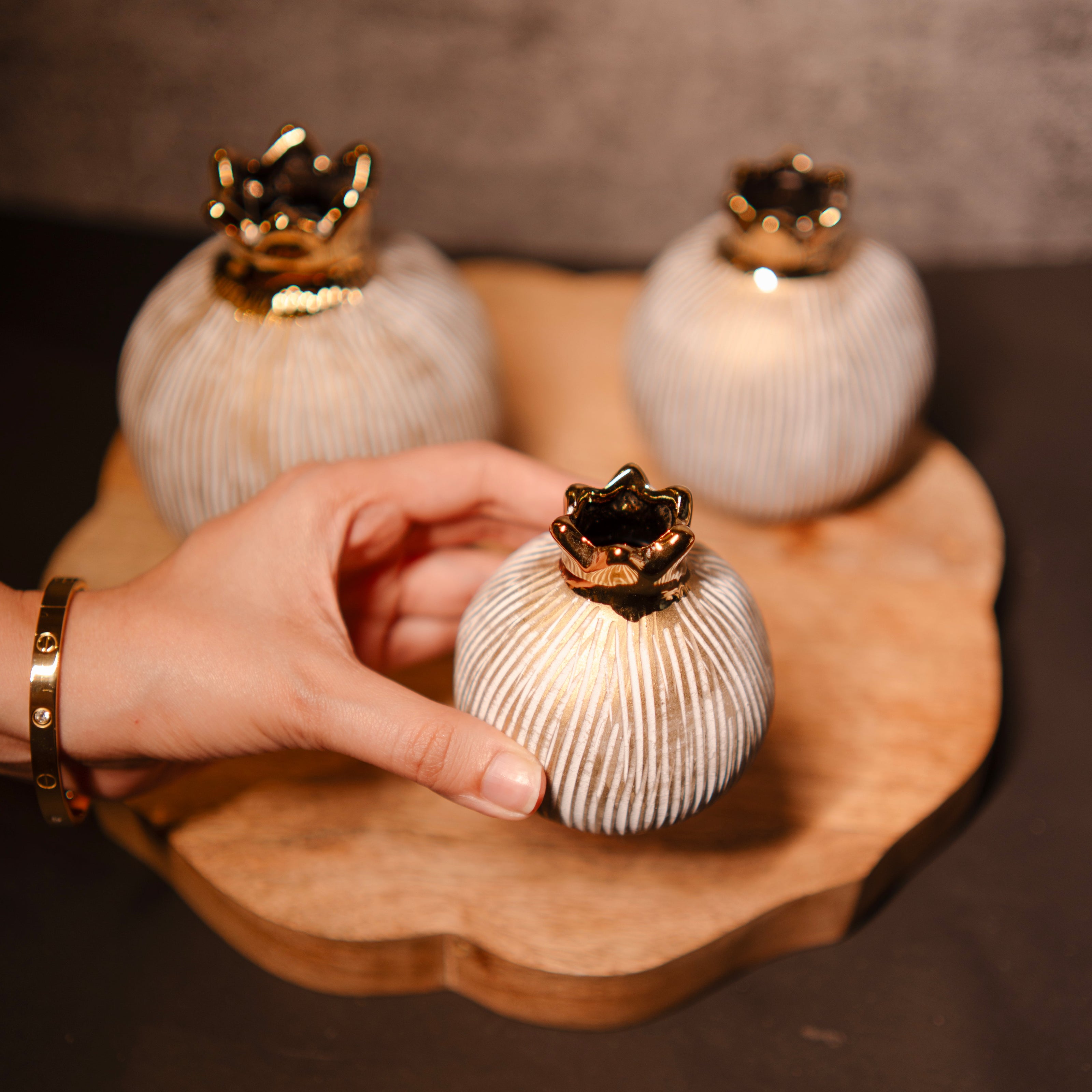Pomegranate Jewel Vase Set – Luxury Porcelain Mini Vases for Home Decor. - https://artecasa.in/