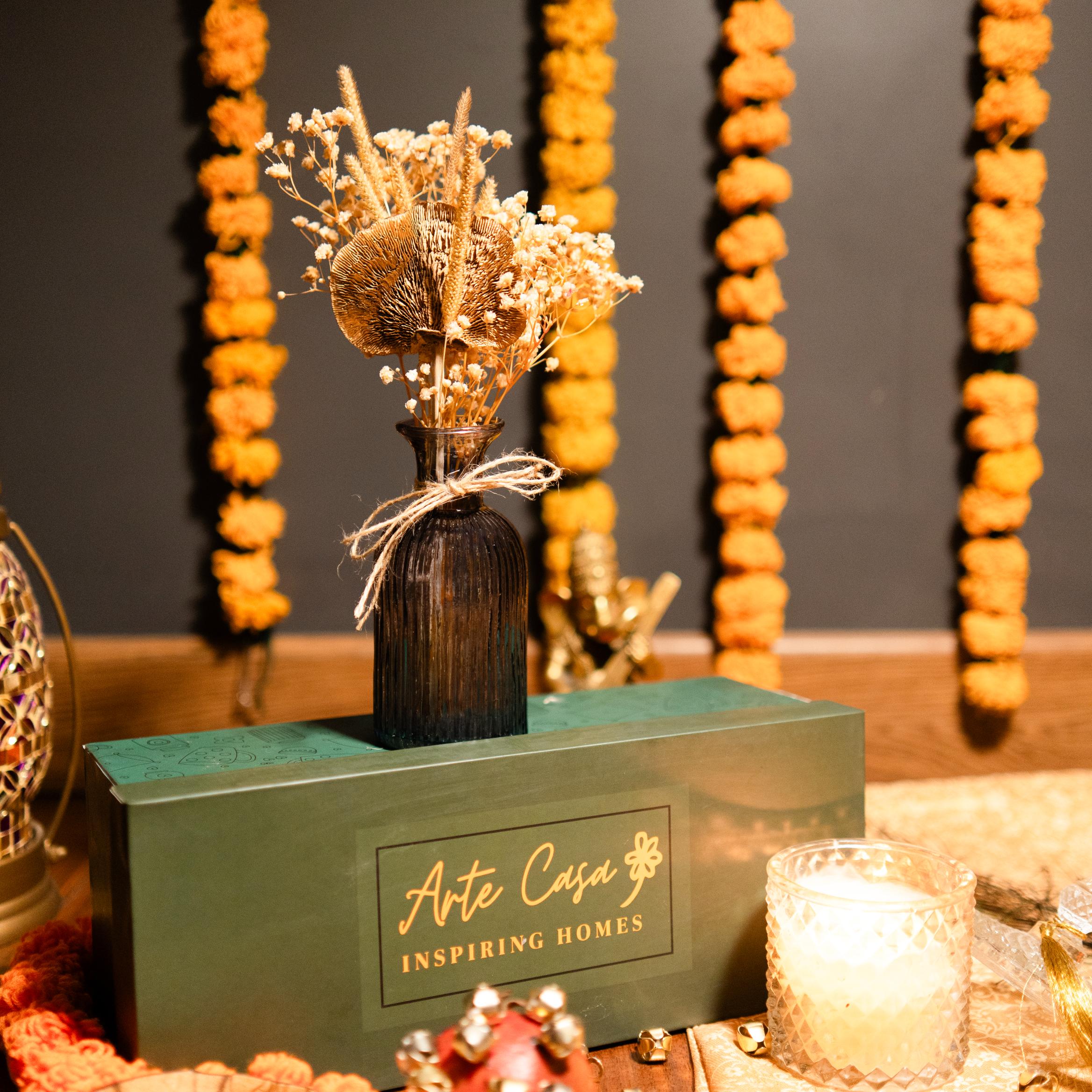 Everlasting Petals Diwali gift box - https://artecasa.in/