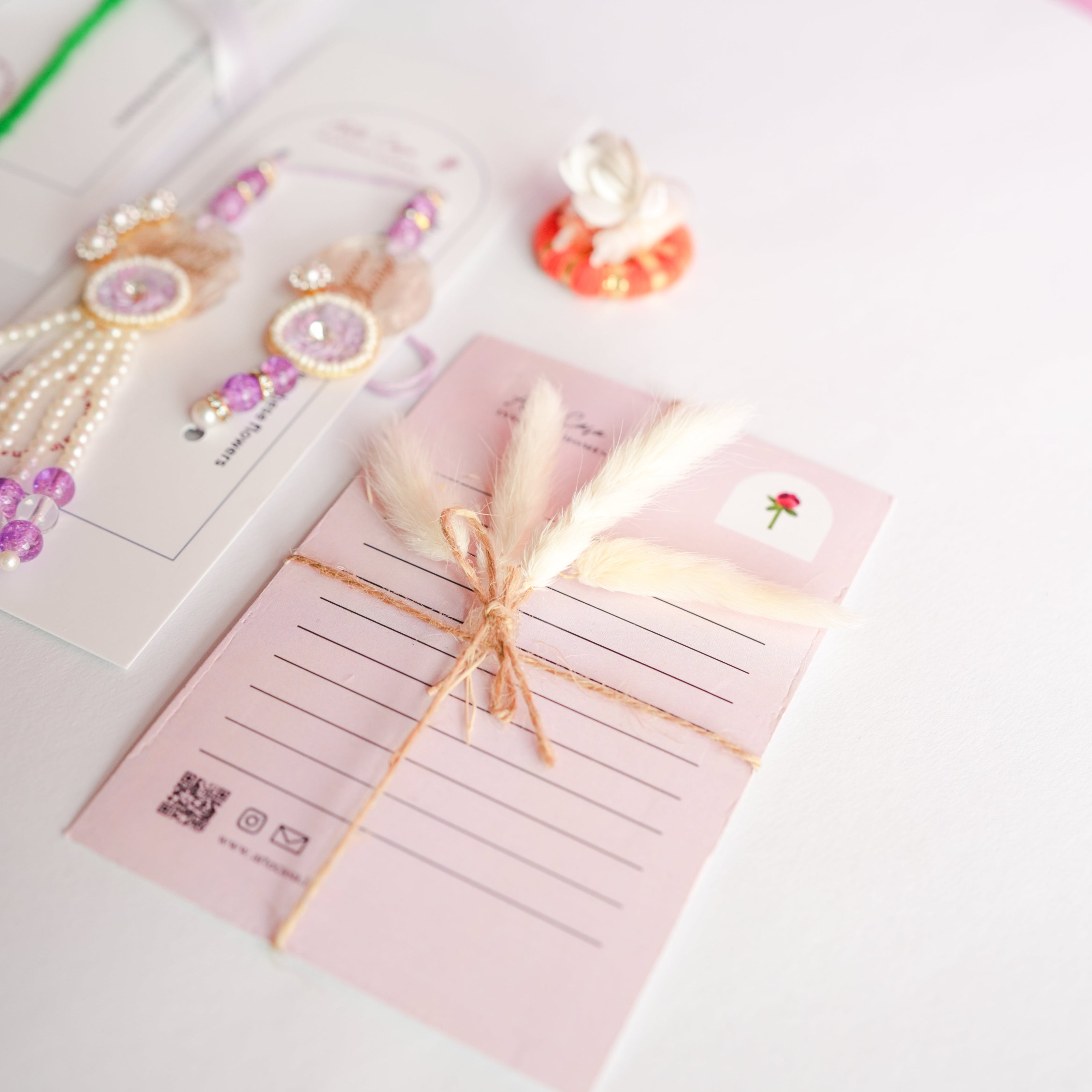 Handcrafted Tulip crochet Rakhi hamper (Light Purple) - https://artecasa.in/