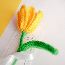 Handcrafted Tulip crochet Rakhi hamper (yellow) - https://artecasa.in/