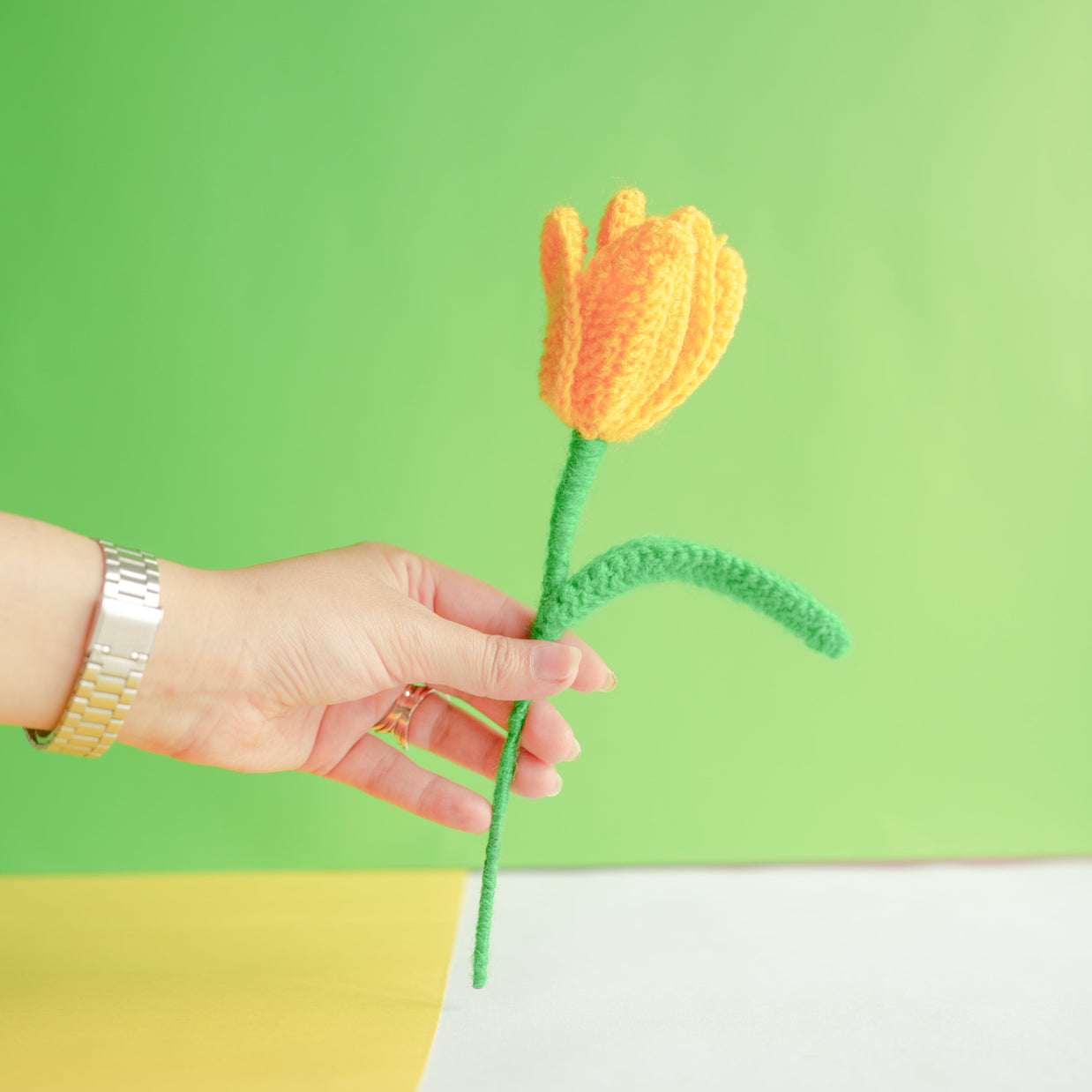 Handcrafted Tulip crochet Rakhi hamper (yellow) - https://artecasa.in/