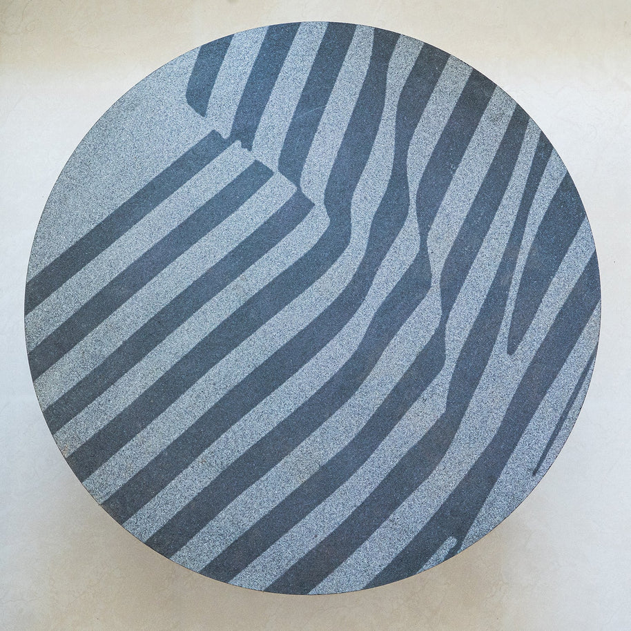 Veil Table