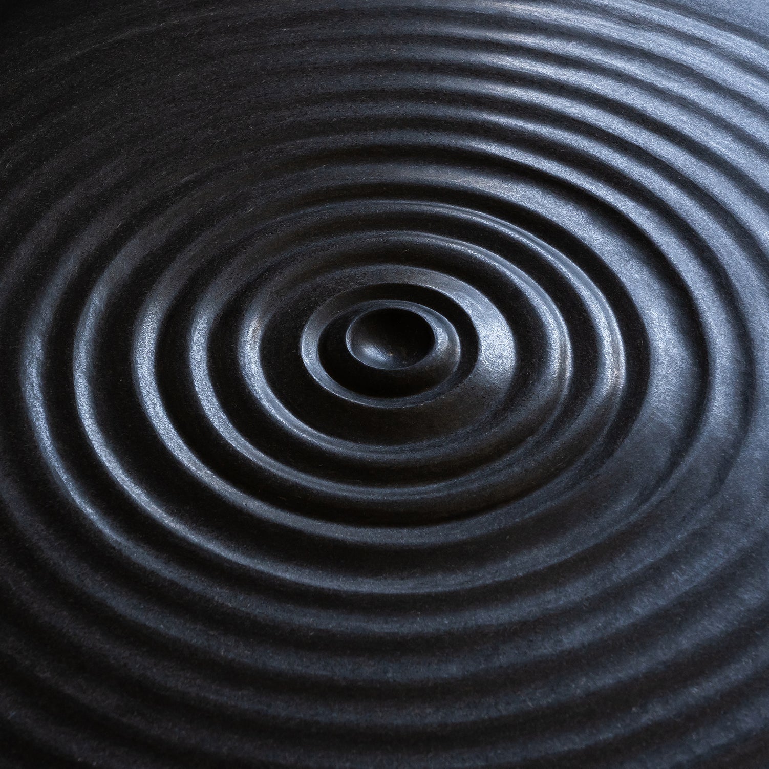Ripple Table