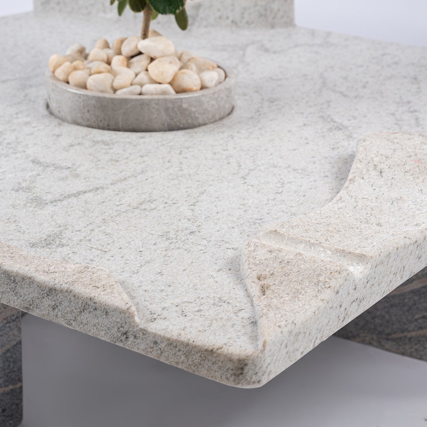 Sanctum Table