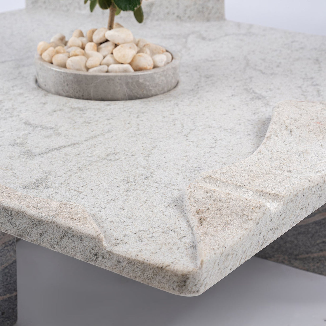 Sanctum Table