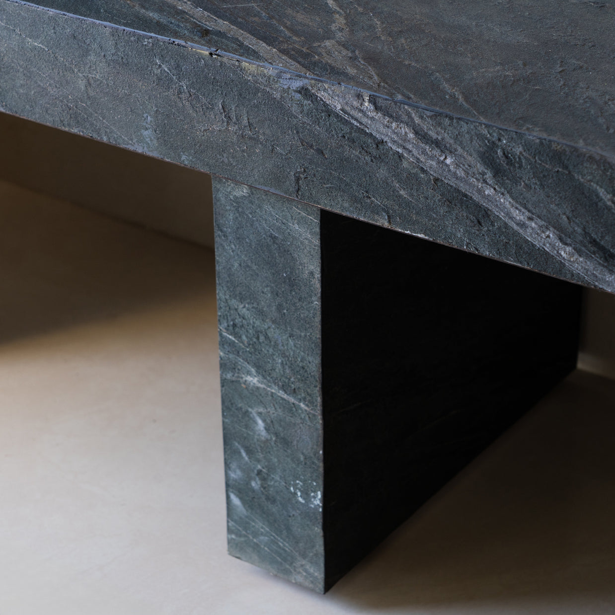 Stone Skin Bench