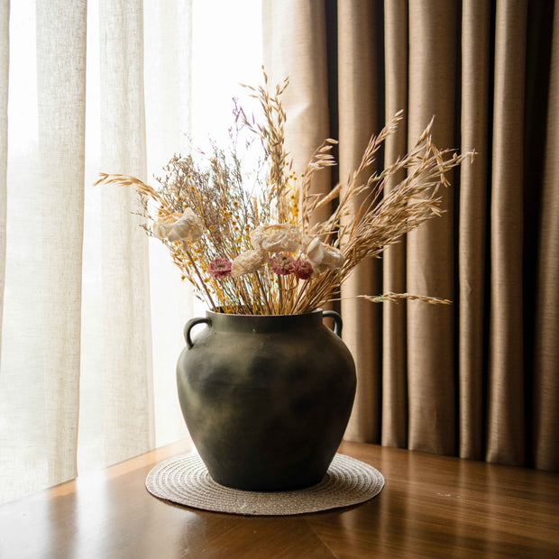 Antique Grace Vase with Dried Flower Bunch | Aesthetic Ceramic Vase Decor for Home & Gifting – ArteCasa