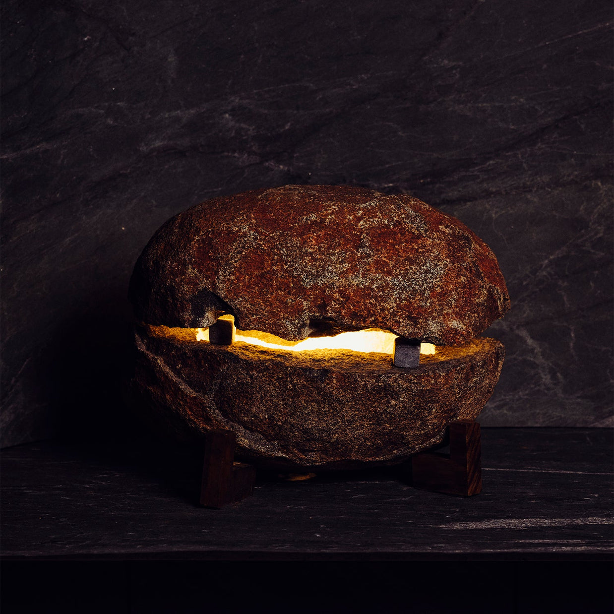 Boulder Lamp