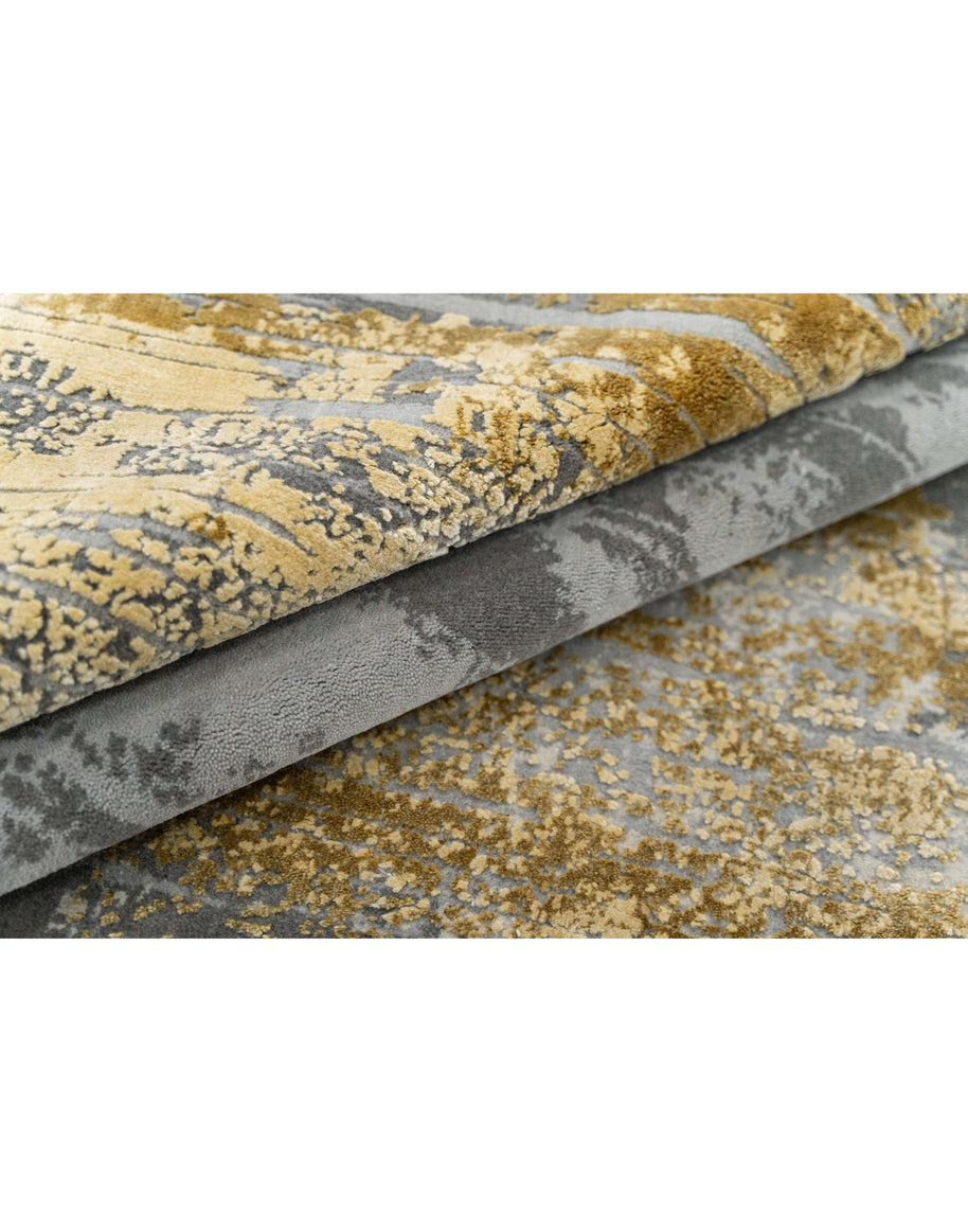 O Z A N - G O L D luxury handmade rug by Cherom, New Zealand wool, modern grey and gold design.