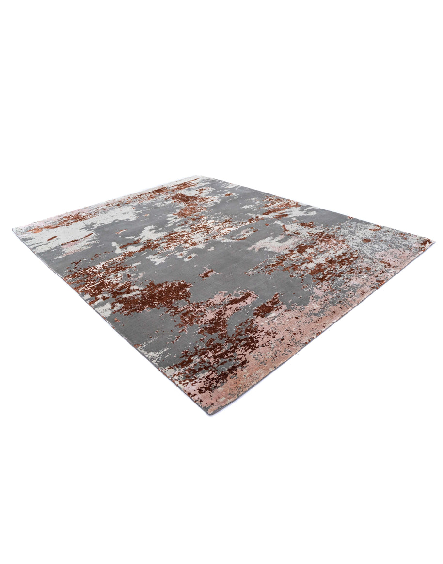 A S T O N - C H E R R Y luxury handmade rug by Cherom in gray and rust wool and viscose for modern decor.