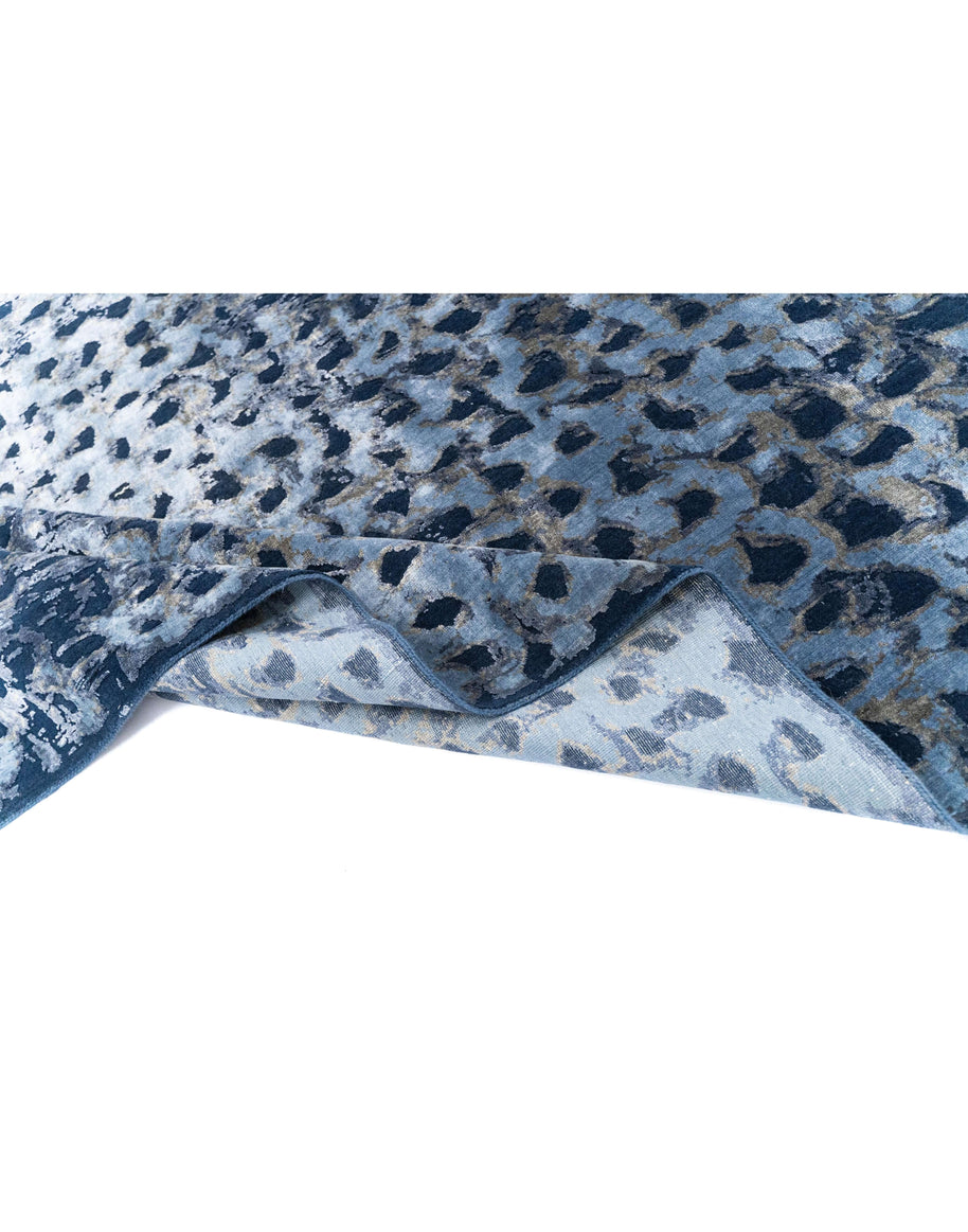 Y U K O luxury handmade rug by Cherom in blue New Zealand wool with contemporary design