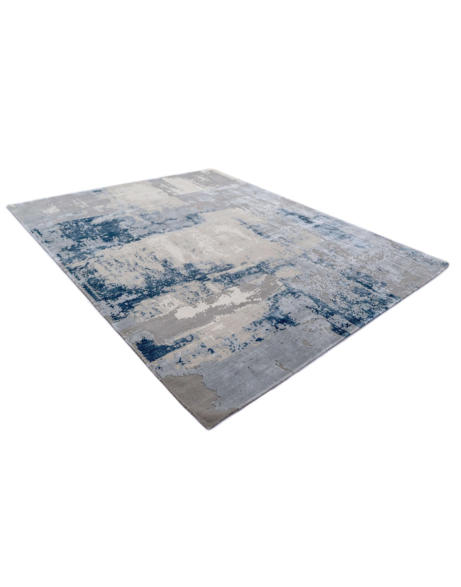 L A V E L L E luxury handmade rug by Cherom, New Zealand wool, blue and grey colors, modern design.