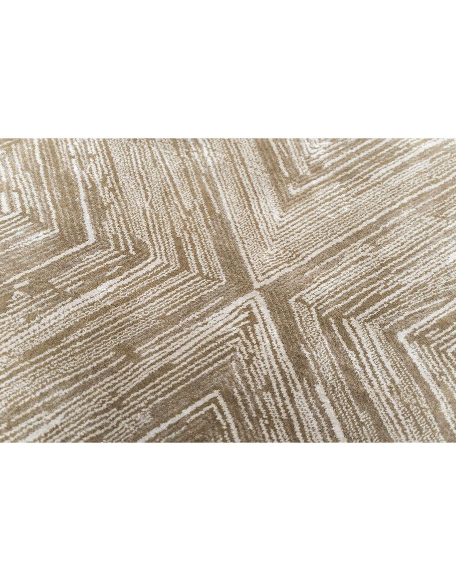 R I C O luxury handmade rug by Cherom in neutral New Zealand wool, contemporary design, soft texture.