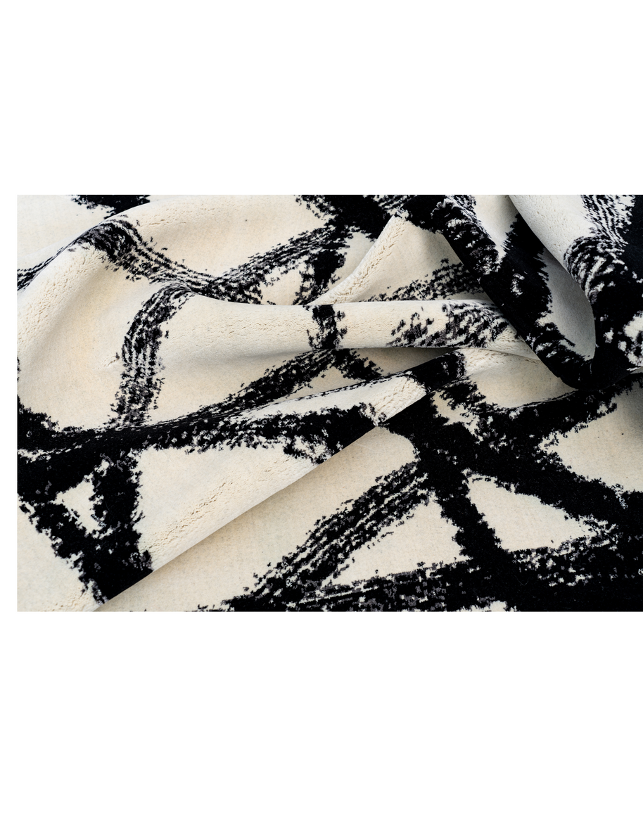 S A C A I luxury handmade rug by Cherom, black and white New Zealand wool, modern contemporary design.