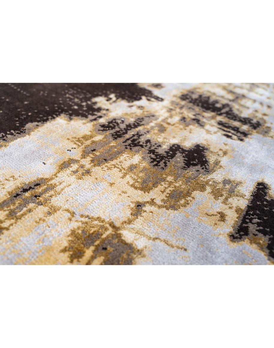 L Y M A N luxury handmade rug by Cherom in New Zealand wool, featuring modern design.