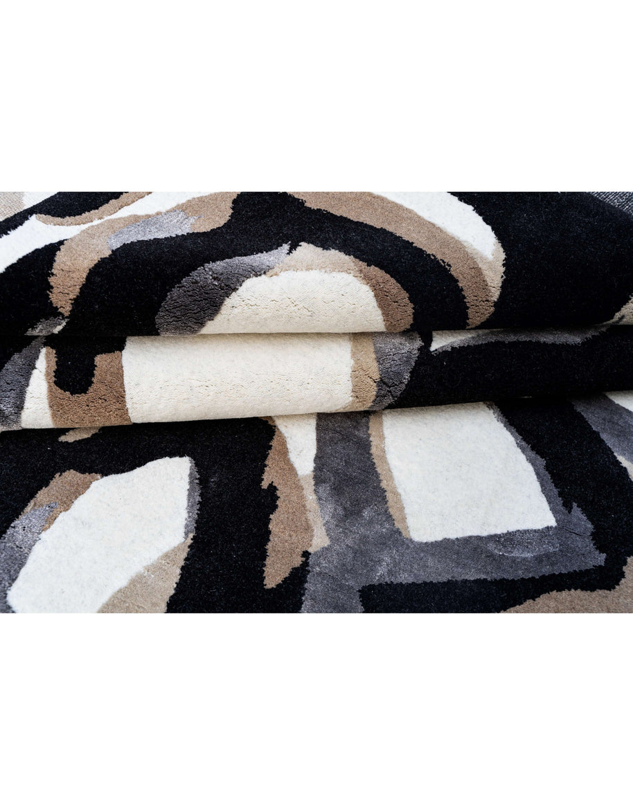 L A   R O U T E luxury handmade rug by Cherom in modern New Zealand wool design.