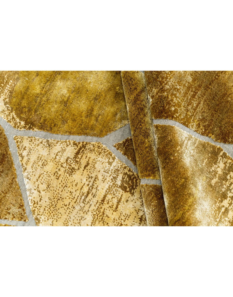 F O N T A N A luxury handmade rug by Cherom in gold and grey New Zealand wool.