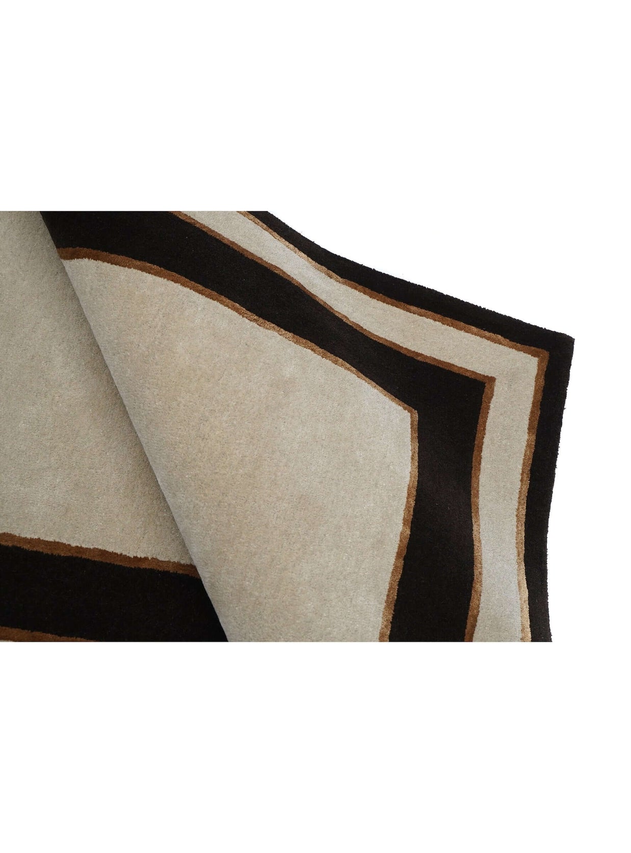 B O R D E R S - O F F  W H I T E