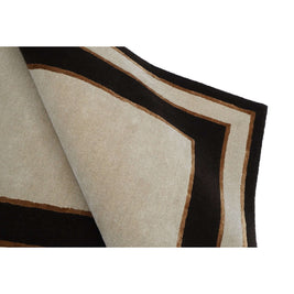 B O R D E R S - O F F  W H I T E